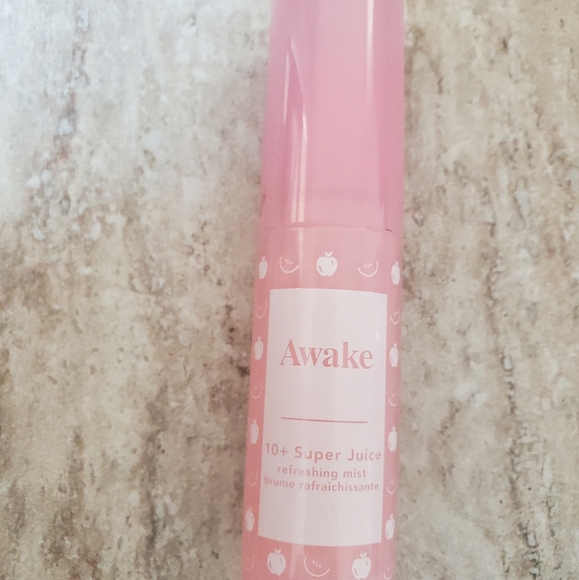 Awake 10+ Super Juice Refreshing Mist - Picture 1 of 3